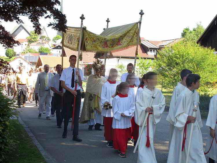 Fronleichnamsprozession in Wegscheid, der Himmel